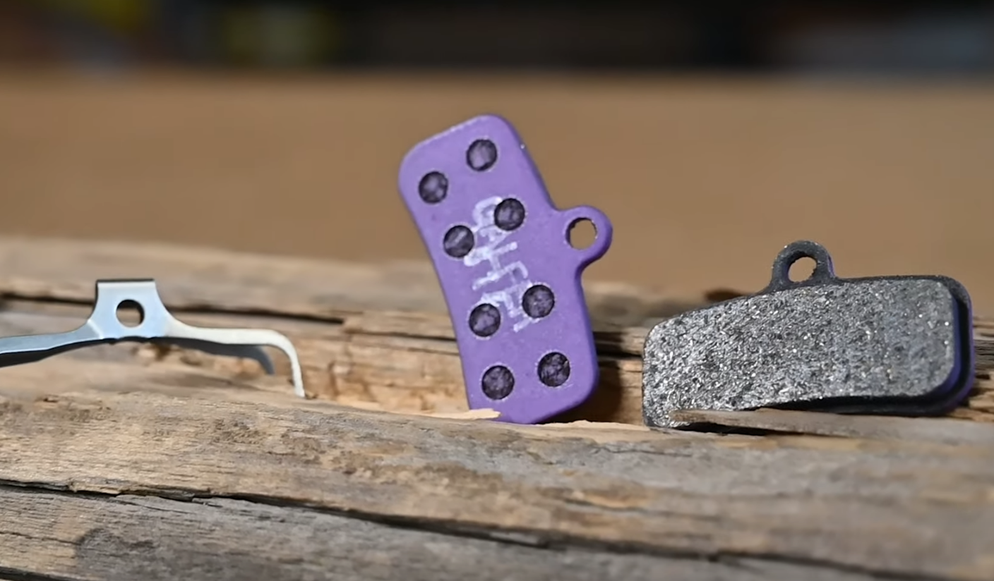 Brake Pad Compound Options for Mountain Bikes sspomer Mountain